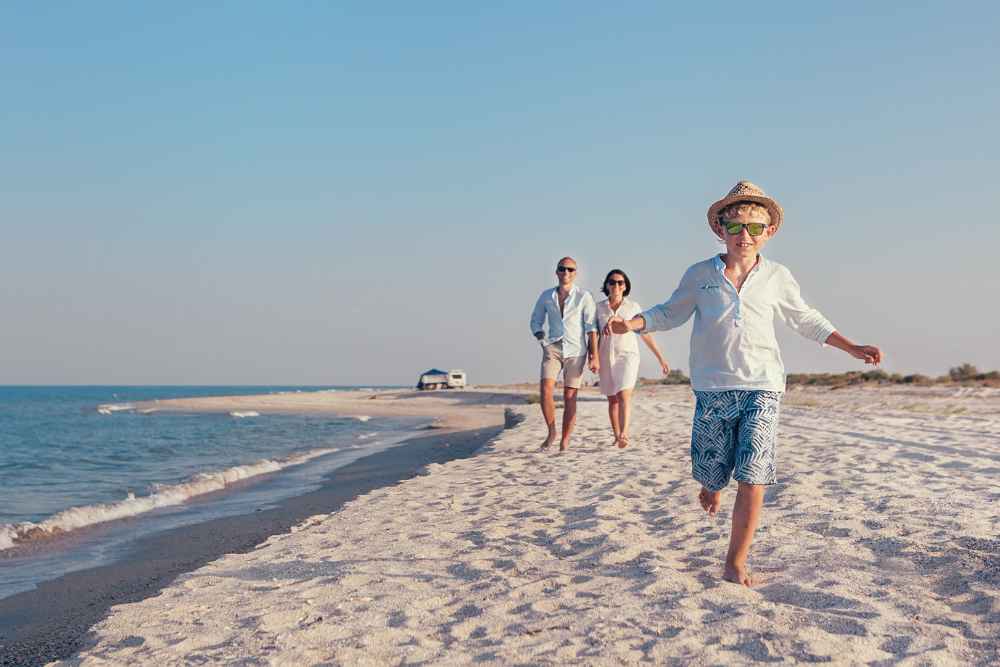 Travel Guide, Family Trips